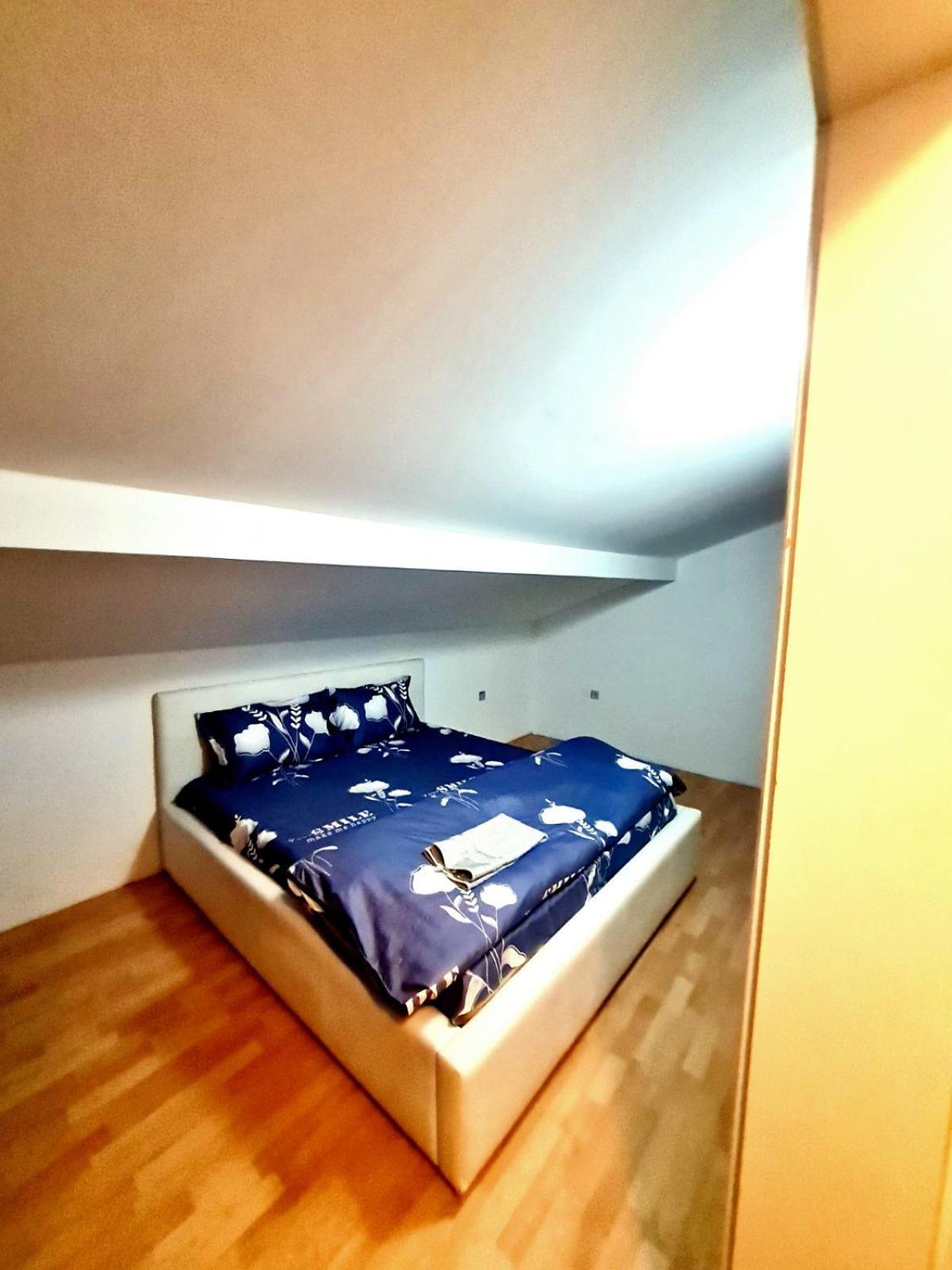Dm Hostel And Apartments Скопье Экстерьер фото