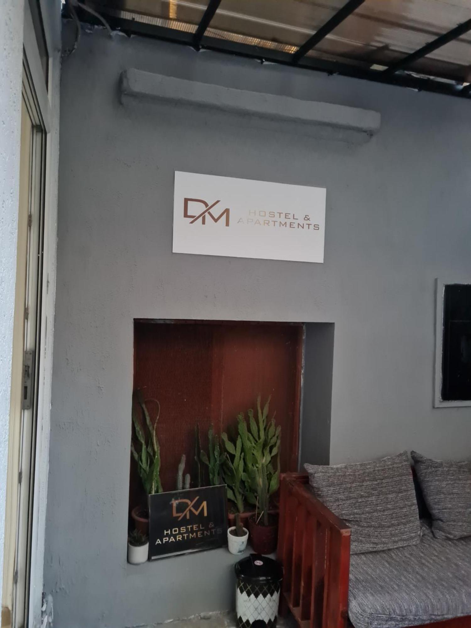 Dm Hostel And Apartments Скопье Экстерьер фото