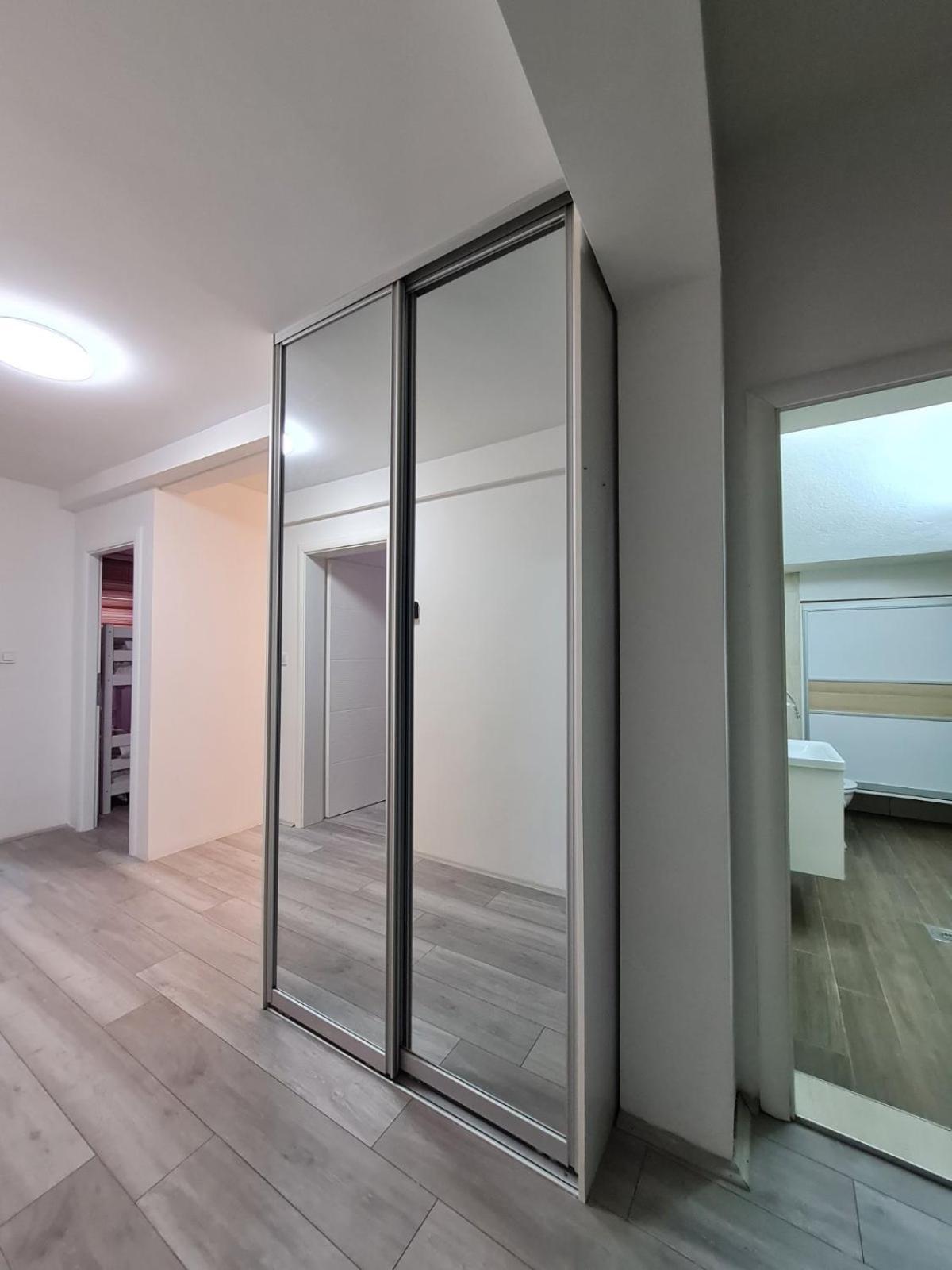 Dm Hostel And Apartments Скопье Экстерьер фото
